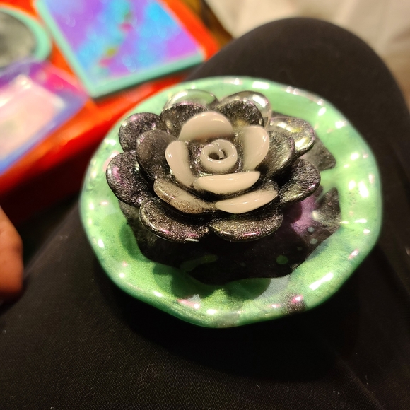 Incense holder - Picture 3 of 4